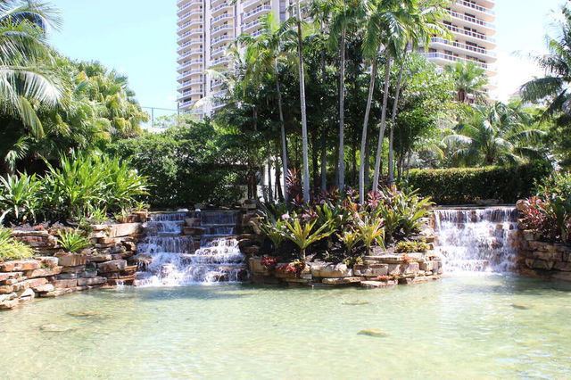 Hamptons West  photo 2